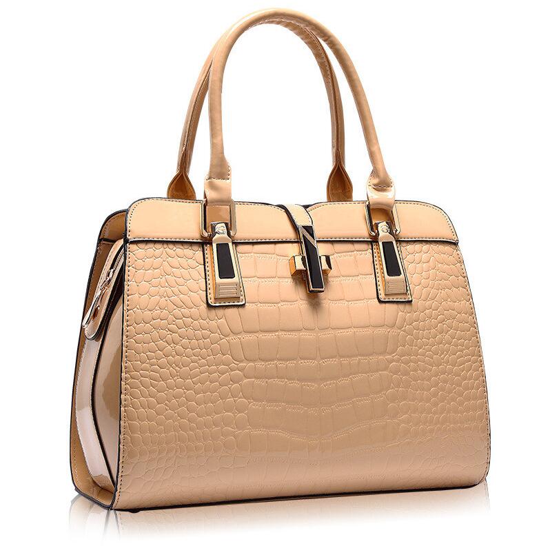Elegant Luxury Women’s Handbag | Premium Designer-Inspired Shoulder Bag with Timeless Style