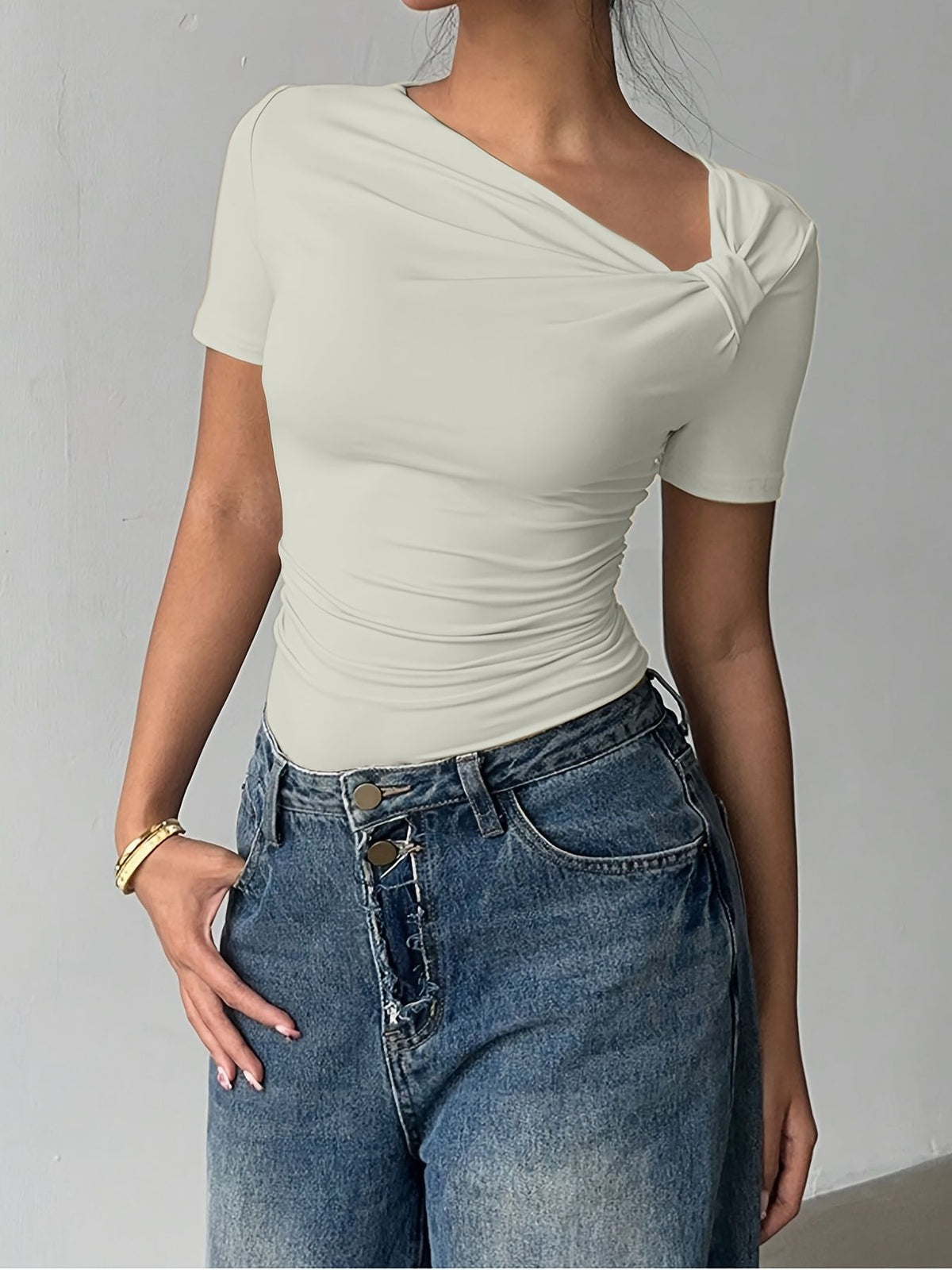 High-end Off-shoulder top
