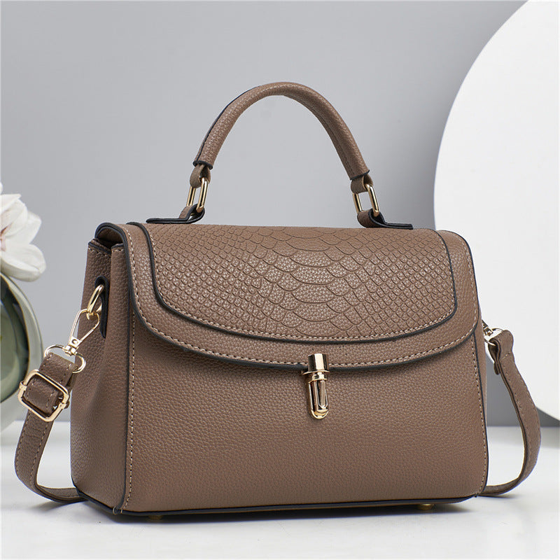 Fashionable Trendy Large-capacity Womens Shouldercrossbody Bag